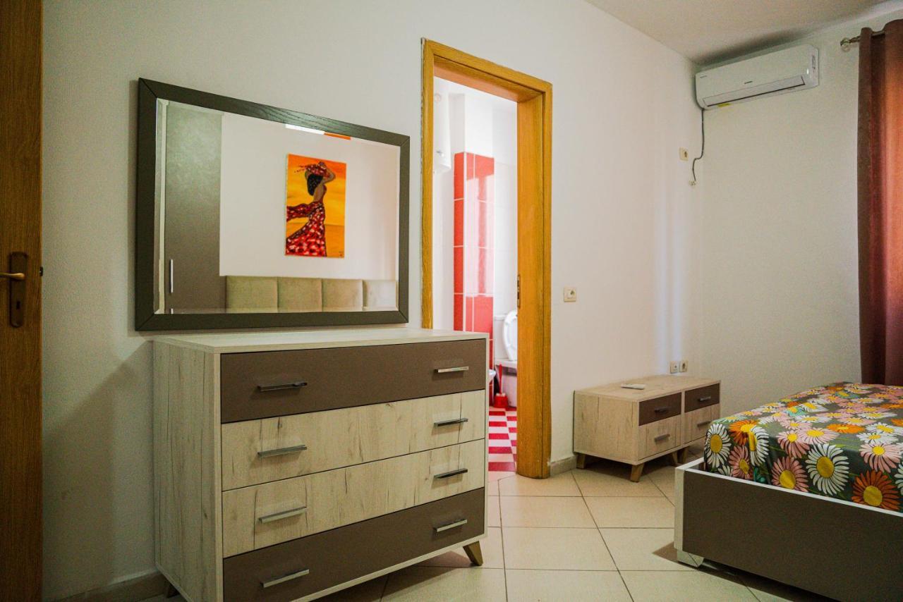 Apartament Casas Del Mar Dıraç Dış mekan fotoğraf